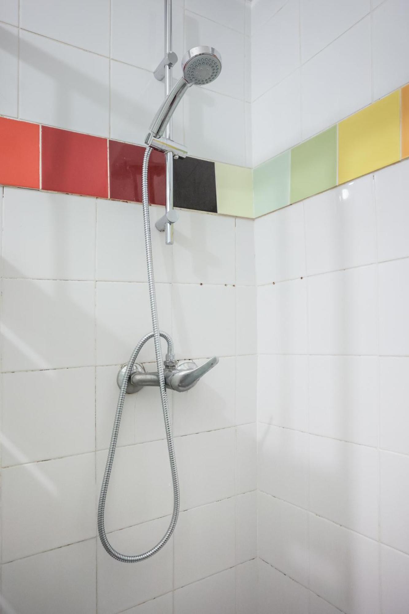 ליסבון Lovely Apt In Bairro Alto מראה חיצוני תמונה