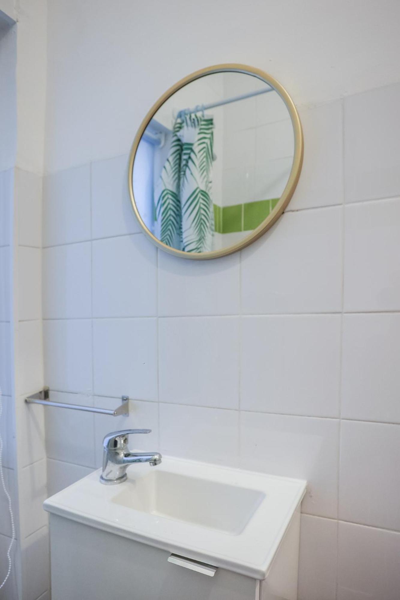 ליסבון Lovely Apt In Bairro Alto מראה חיצוני תמונה
