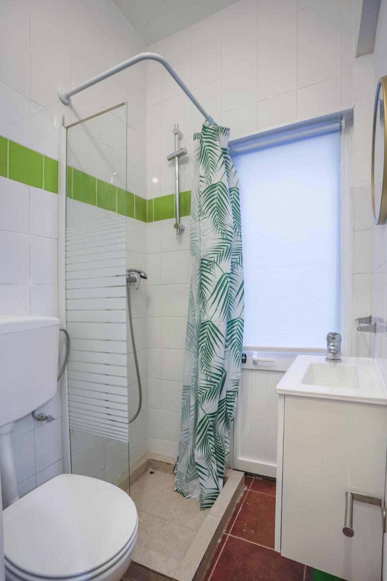 ליסבון Lovely Apt In Bairro Alto מראה חיצוני תמונה
